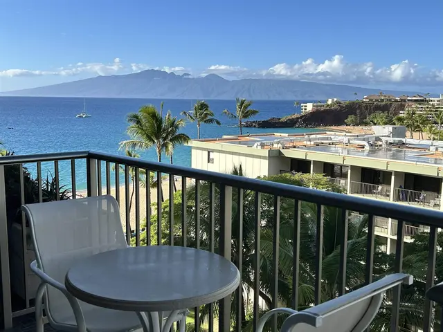 Listing Image for 2481 Kaanapali Pkwy 818w 3 of 11