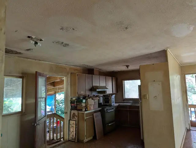 Listing Image for 77 Peahi Rd 40 of 47
