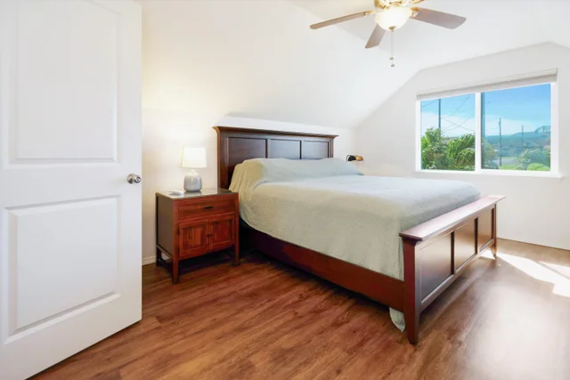 Listing Image for 51 Kanoenoe Loop 25 of 50