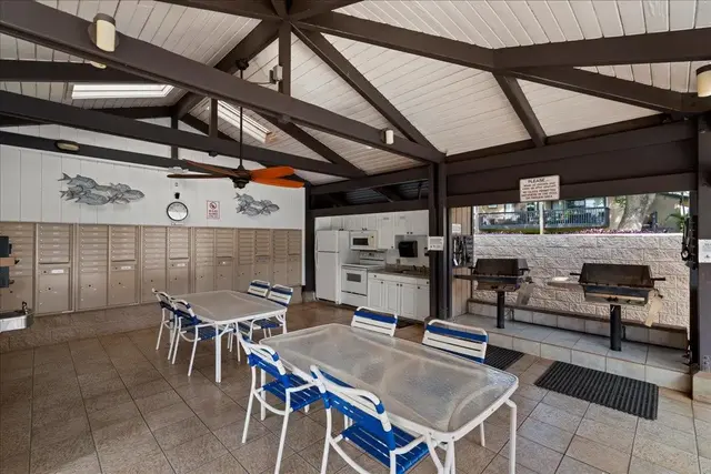 Listing Image for 1299 Uluniu Rd G-205 35 of 40