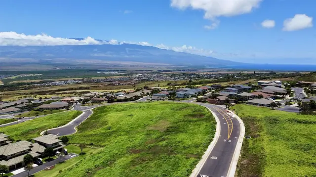 Listing Image for 538 Kauna Lipo Dr 35 7 of 12