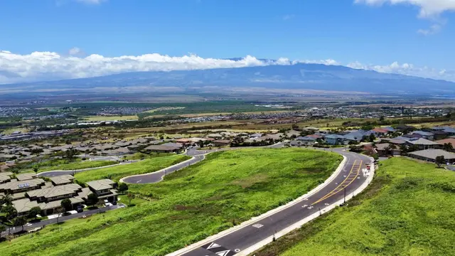 Listing Image for 538 Kauna Lipo Dr 35 8 of 12