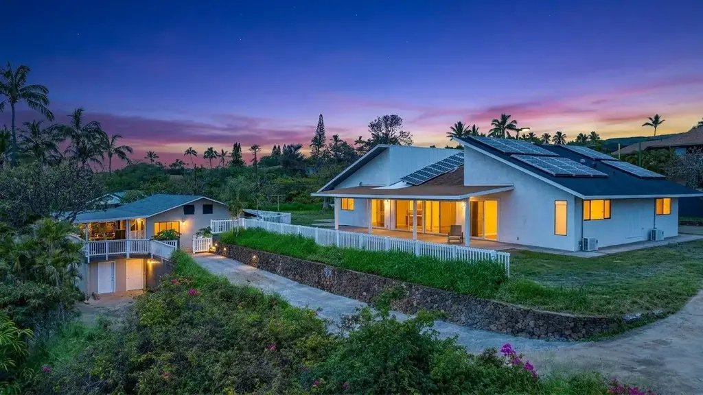 614 Kupulau Pl, Maui Meadows