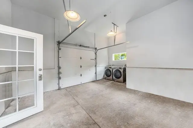 Listing Image for 15247 Haleakala Hwy Unit A 34 of 45