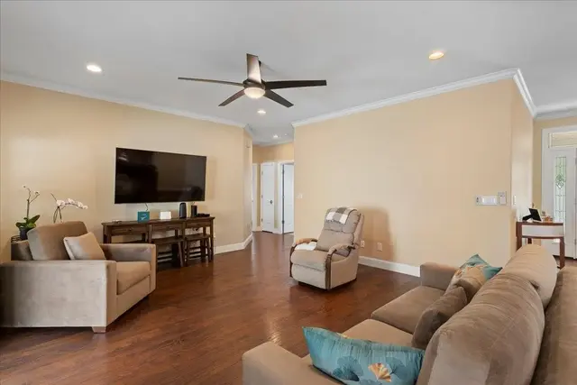 Listing Image for 55 Moolu St 11 of 50