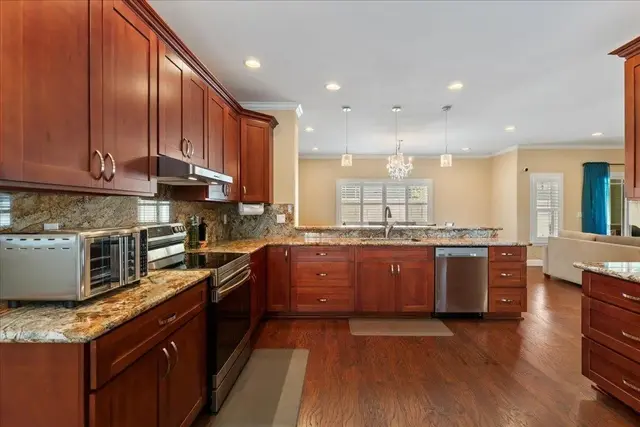 Listing Image for 55 Moolu St 15 of 50