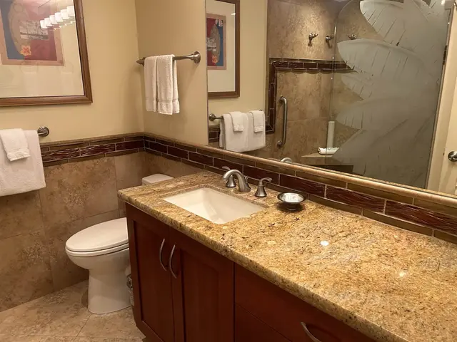 Listing Image for 2481 Kaanapali Pkwy 308 K 7 of 12