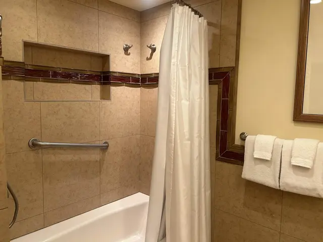 Listing Image for 2481 Kaanapali Pkwy 308 K 8 of 12