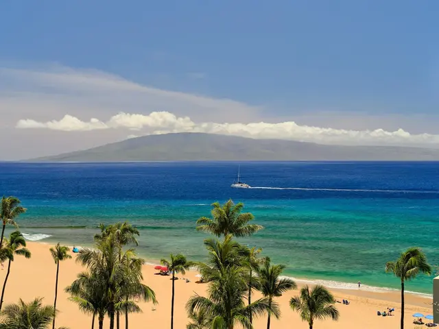 Listing Image for 50 Nohea Kai Dr I1004 1 of 35