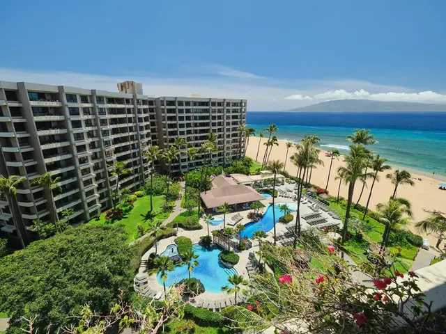 Listing Image for 50 Nohea Kai Dr I1004 2 of 35