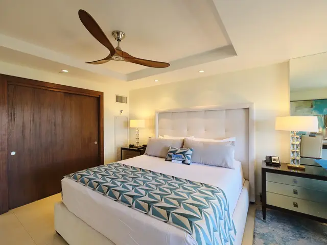 Listing Image for 50 Nohea Kai Dr I1004 20 of 35