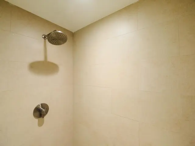 Listing Image for 50 Nohea Kai Dr I1004 26 of 35