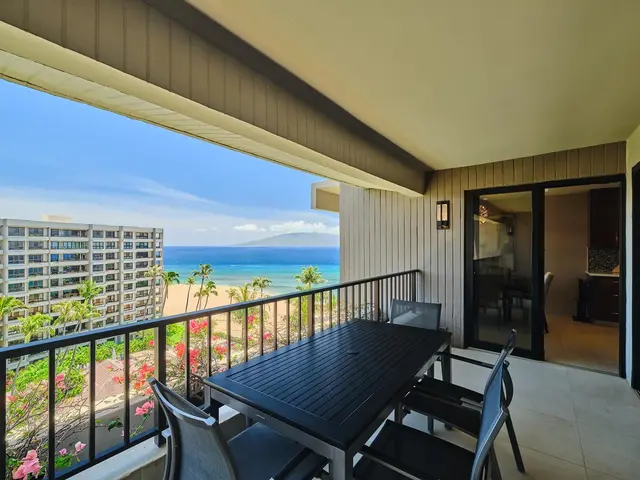 Listing Image for 50 Nohea Kai Dr I1004 30 of 35