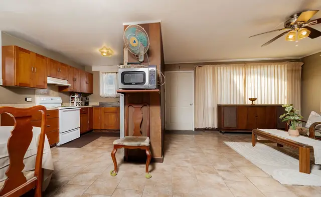 Listing Image for 219 Molokai Akau St 6 of 25