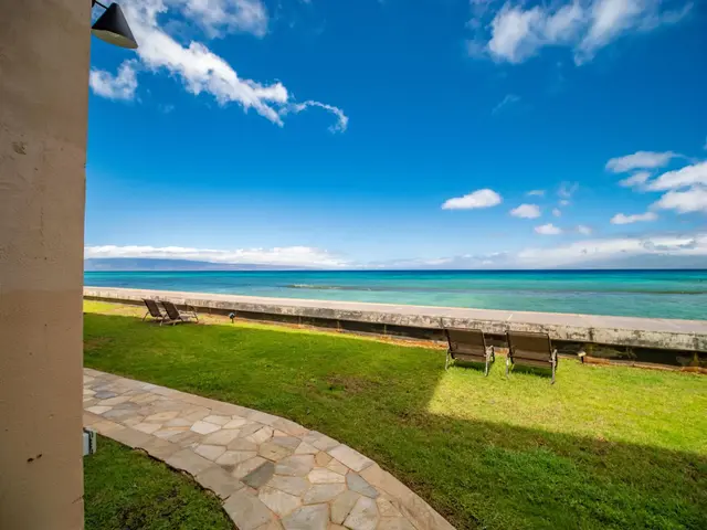 Listing Image for 3723 Lower Honoapiilani Rd 104 21 of 45