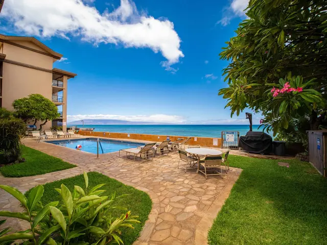 Listing Image for 3723 Lower Honoapiilani Rd 104 25 of 45
