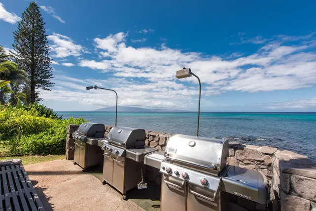 Listing Image for 4057 Lower Honoapiilani Rd 121 13 of 17