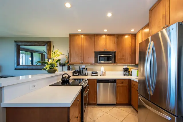 Listing Image for 4057 Lower Honoapiilani Rd 121 6 of 17