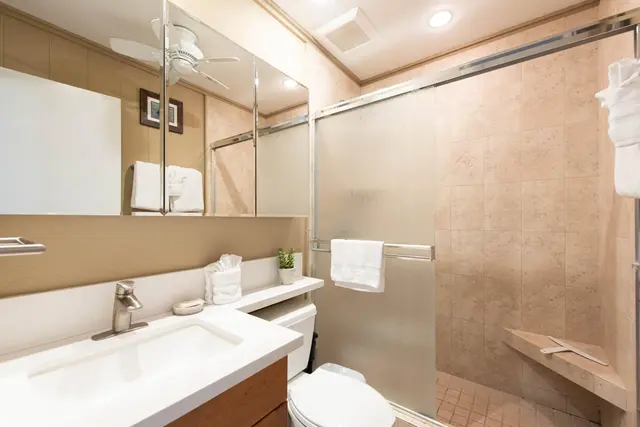 Listing Image for 4057 Lower Honoapiilani Rd 121 9 of 17