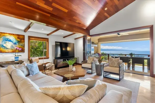 Listing Image for 392 Wekiu Pl 12 of 50