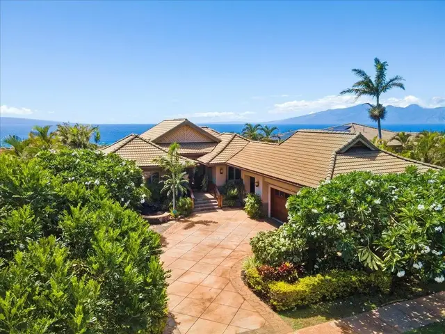 Listing Image for 392 Wekiu Pl 2 of 50