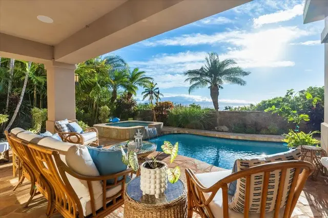 Listing Image for 392 Wekiu Pl 39 of 50