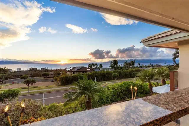 Listing Image for 392 Wekiu Pl 43 of 50