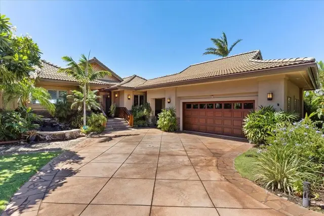 Listing Image for 392 Wekiu Pl 8 of 50