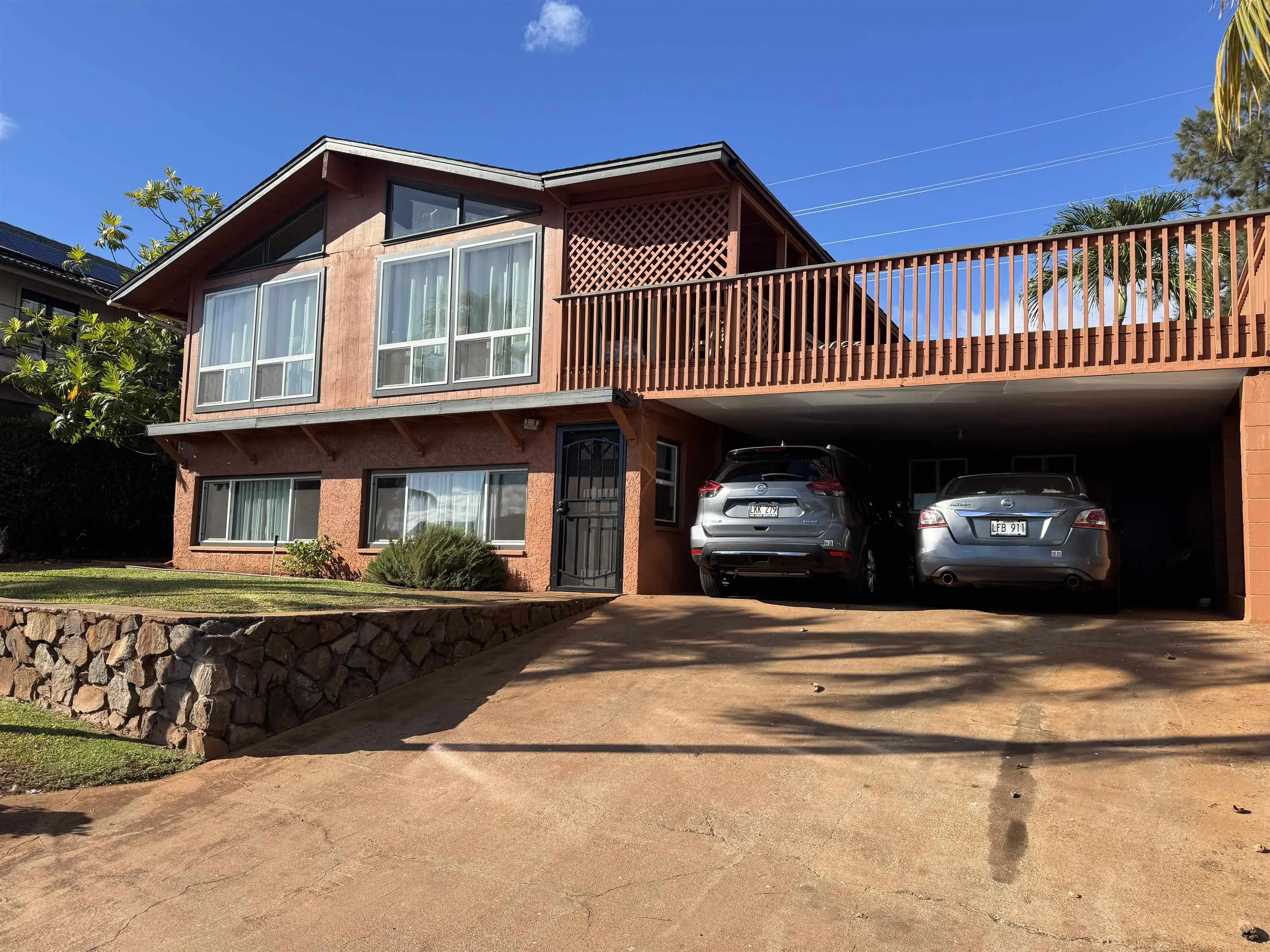 Photo of Listing #406040