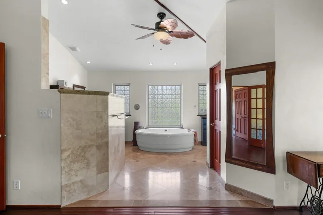 Listing Image for 8320 Kamehameha V Hwy 18 of 44