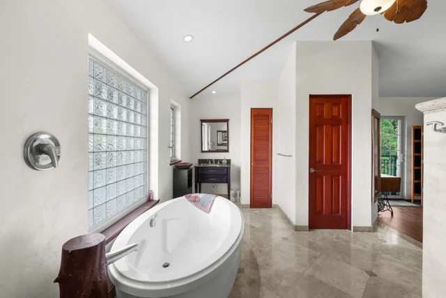 Listing Image for 8320 Kamehameha V Hwy 20 of 44