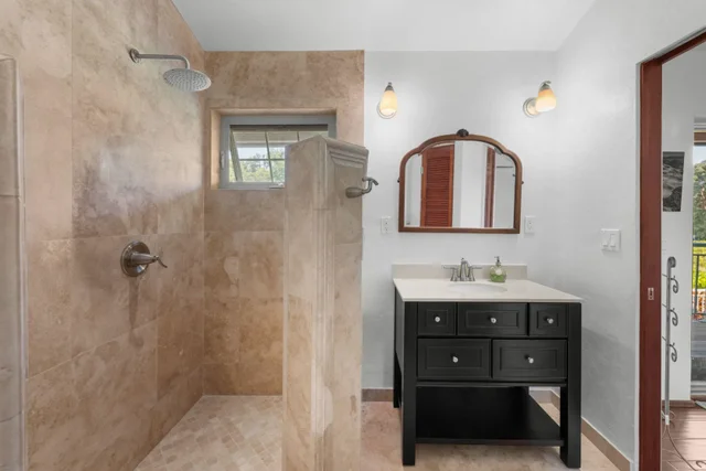 Listing Image for 8320 Kamehameha V Hwy 23 of 44