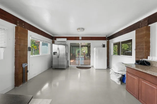 Listing Image for 8320 Kamehameha V Hwy 37 of 44