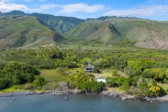 Listing Image for 8320 Kamehameha V Hwy 39 of 44