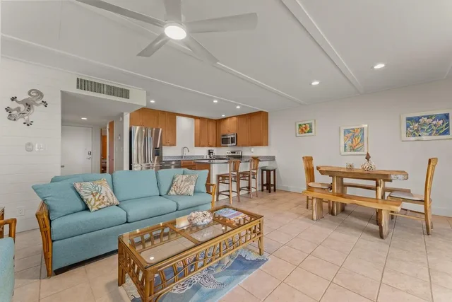 Listing Image for 12 S Kihei Rd F3 20 of 47