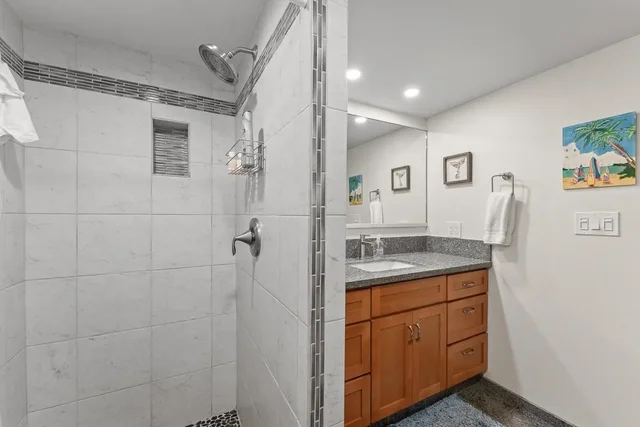 Listing Image for 12 S Kihei Rd F3 28 of 47