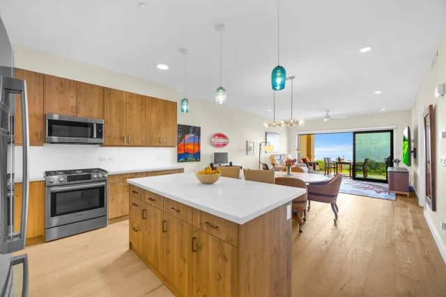 Listing Image for 63 Wailea Gateway Pl 5103 14 of 40