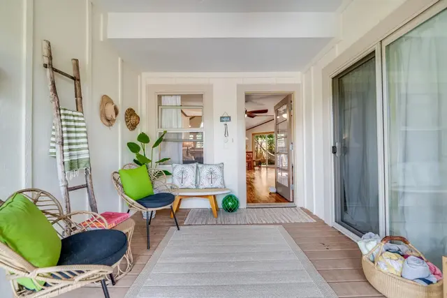 Listing Image for 19 Hoku Pl 14 of 37