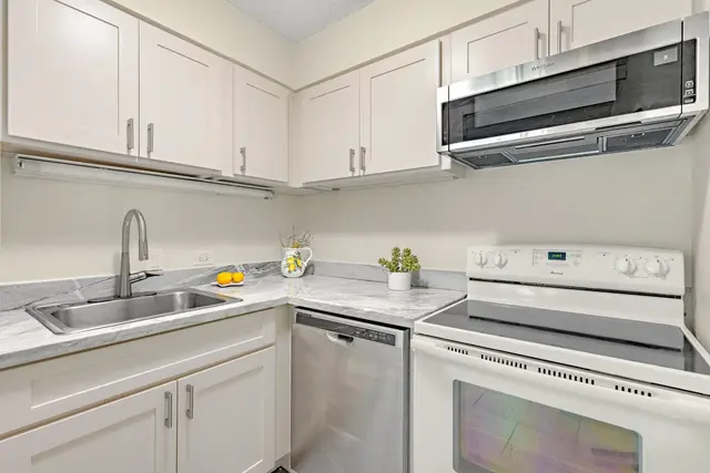 Listing Image for 3601 Lower Honoapiilani Rd 213 6 of 25