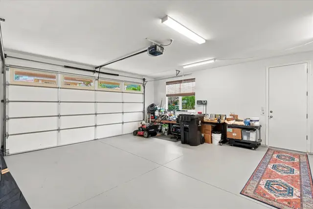 Listing Image for 679 Komo Ohia St 30 of 40