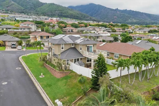Listing Image for 679 Komo Ohia St 34 of 40
