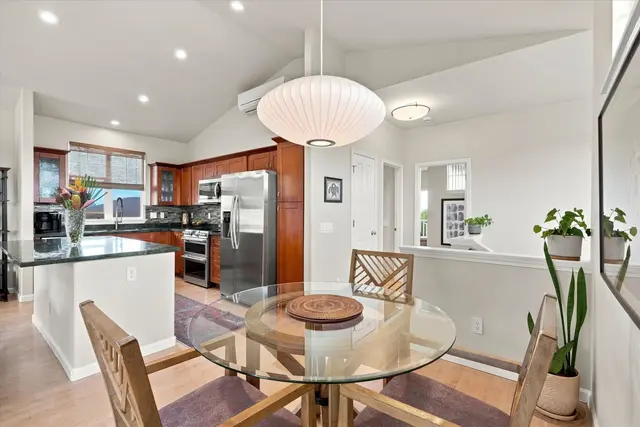 Listing Image for 679 Komo Ohia St 7 of 40