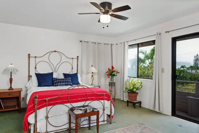 Listing Image for 232 Aukahi St 10 of 31