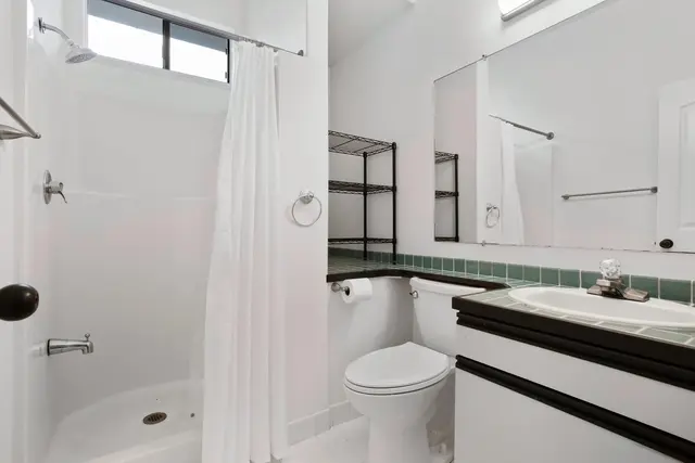Listing Image for 232 Aukahi St 19 of 31