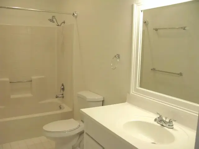 Listing Image for 232 Aukahi St 26 of 31