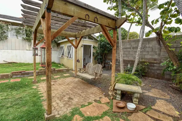 Listing Image for 232 Aukahi St 28 of 31