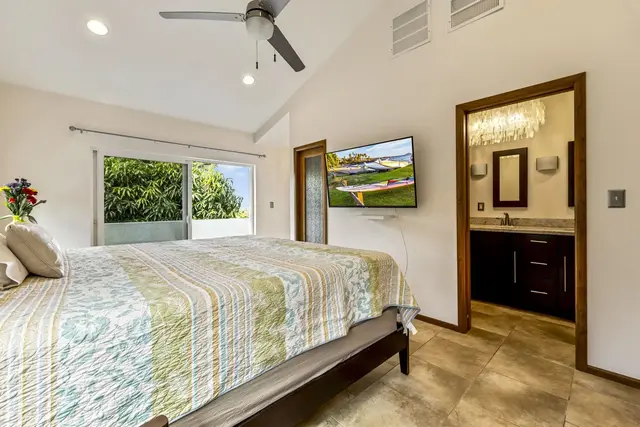 Listing Image for 2670 Kanakanui Rd 38 of 48