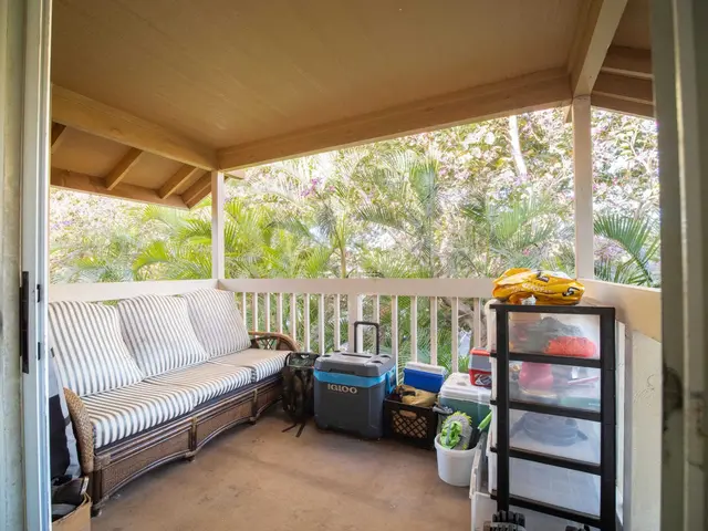 Listing Image for 140 Uwapo Rd 59-203 4 of 14