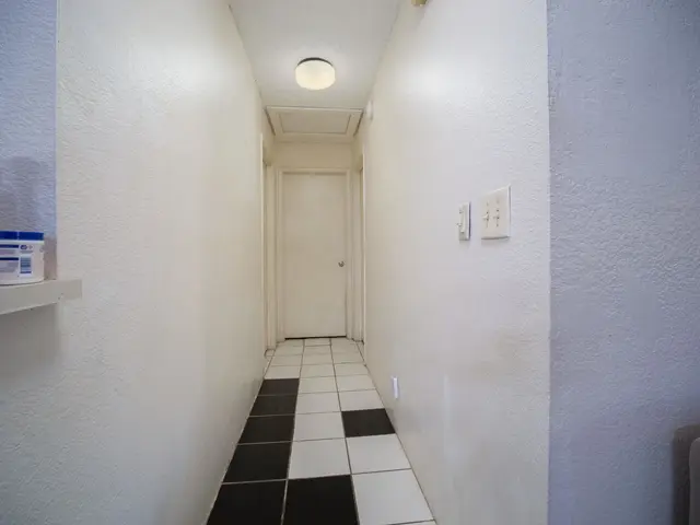 Listing Image for 140 Uwapo Rd 59-203 6 of 14