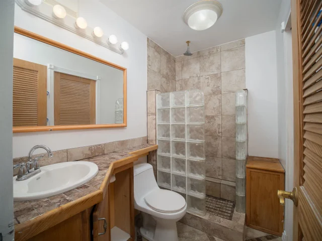 Listing Image for 120 Hui F Rd K15 12 of 21